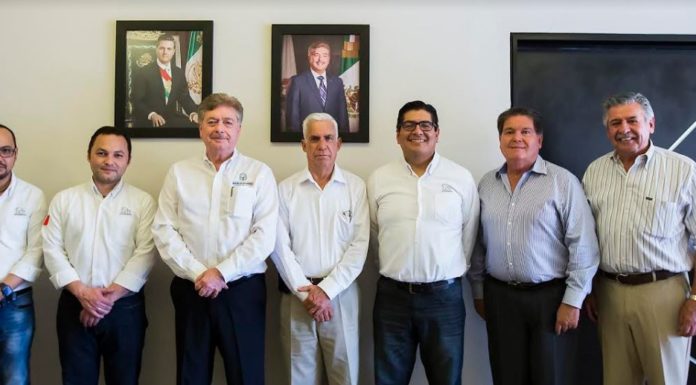 Da a conocer Gobernador Kiko Vega a funcionarios de SCT el proyecto de transporte ferroviario en BC