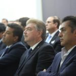 SE REUNE AMLO