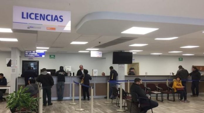 Ofrece gobierno del estado plataforma para trámites vehiculares y licencias de conducir