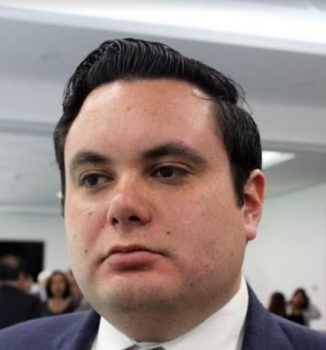 Impacta tipo de cambio renuncia de titular de hacienda