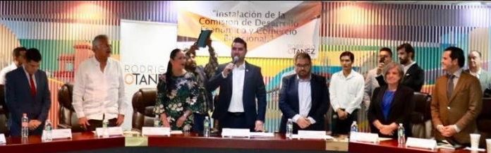 Crear condiciones para que los empleos sean mejor pagados: Rodrigo Otáñez