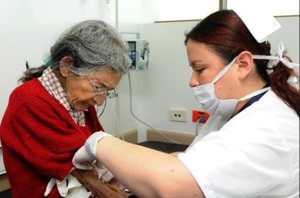 Extiende Seguro Popular cobertura por mordeduras de animales, envenenamiento o intoxicación alimentaria