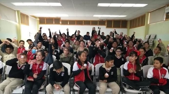 Acciones del Ayuntamiento contra violencia en noviazgo y rezago educativo