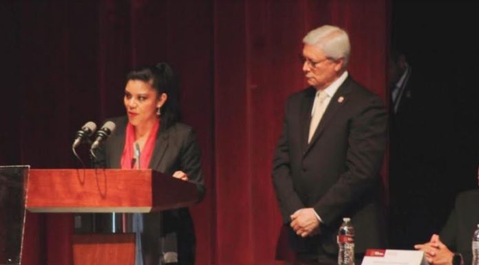 Fue presidenta de la JUCOPO quien entregó bando solemne a Bonilla Valdez