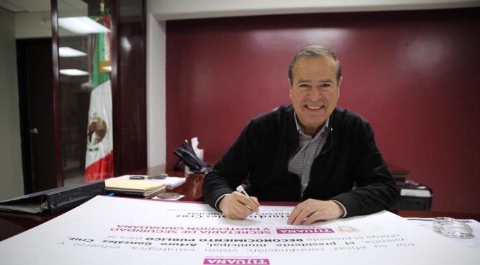 Mensaje del presidente municipal Arturo González Cruz a los tijuanenses desea un “Feliz Año 2020”
