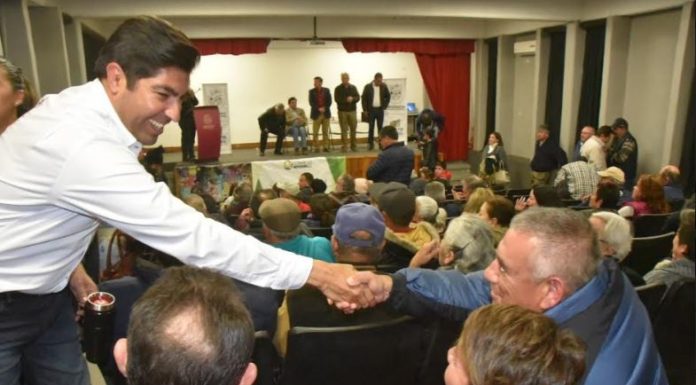 Iniciará Armando Ayala rehabilitación vial en Valle Dorado