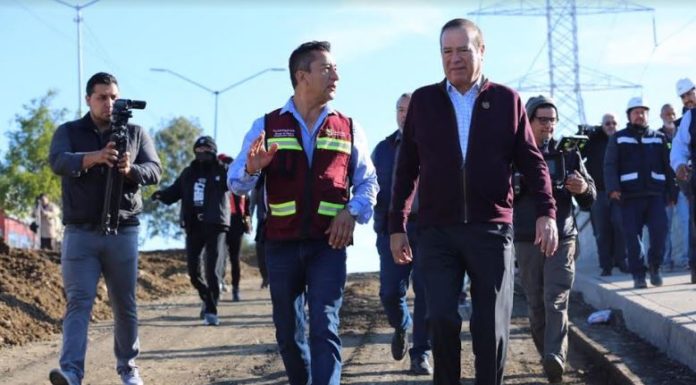 Supervisa presidente municipal obras de reparación en bulevar “El Refugio”
