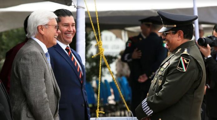 Asume mando de la segunda región militar Celestino Ávila Astudillo atestigua  acto gobernador