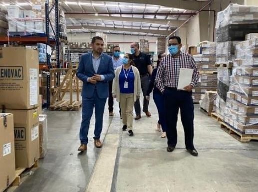 Empresa Smiths Medical dona a Secretaria de Salud del estado material medico