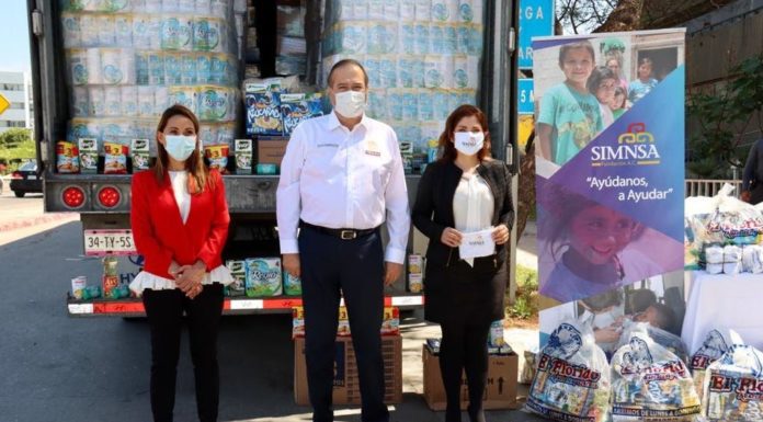 Recibe Arturo González donativo de la fundación SIMNSA