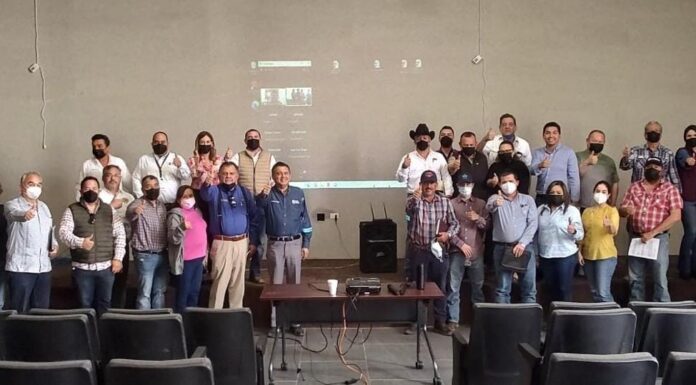 PARTICIPAN PRODUCTORES AGROPECUARIOS EN CONSULTA PÚBLICA DE COPLADEM