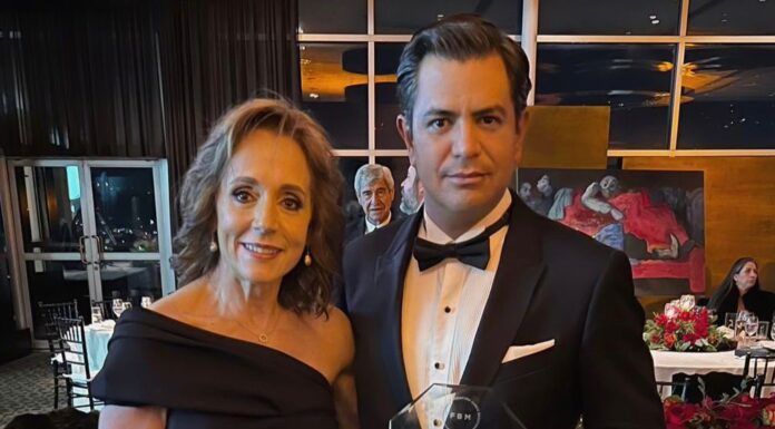 RECONOCEN A ABOGADO DE BC CON PREMIO NACIONAL