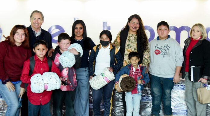 XXIV AYUNTAMIENTO Y MUSEO INTERACTIVO EL TROMPO ENTREGAN COBIJAS A NIÑOS DE COMUNIDADES VULNERABLES