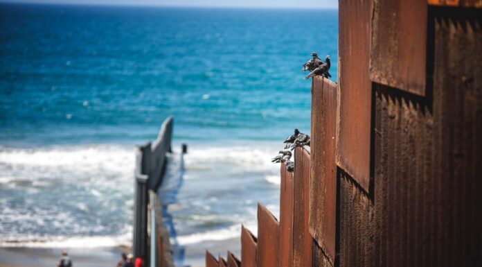 LANZA ALCALDESA MONTSERRAT CAMPAÑA PREVENTIVA “NO CRUCES EL MURO’’