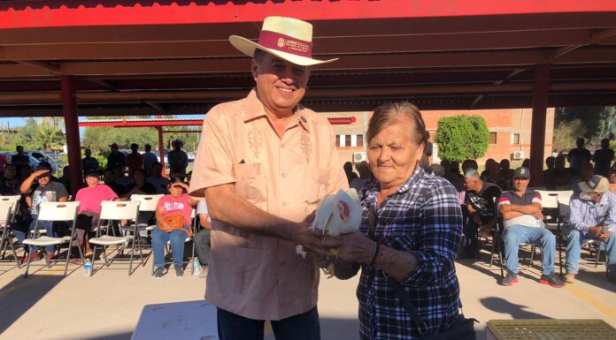 IMPULSAN DESARROLLO DE ZONAS RURALES CON LA ENTREGA DE AVES EN EDAD DE POSTURA EN MEXICALI