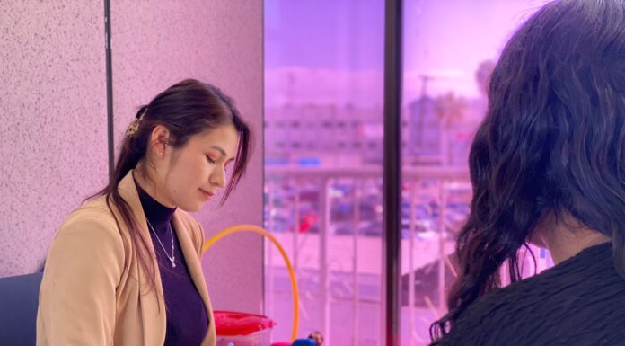 OFRECE INMUJER APOYO PSICOLÓGICO Y ASESORÍA LEGAL GRATUITA EN TODO BC