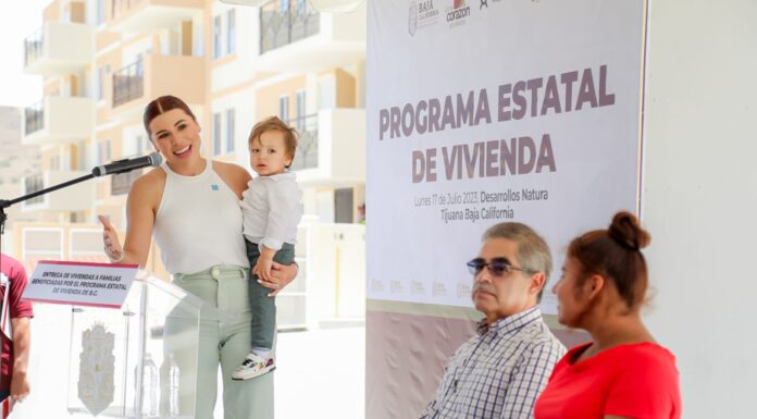 MIL 982 FAMILIAS BAJACALIFORNIANAS HAN REICIBIDO VIVIENDAS DIGNAS EN BC