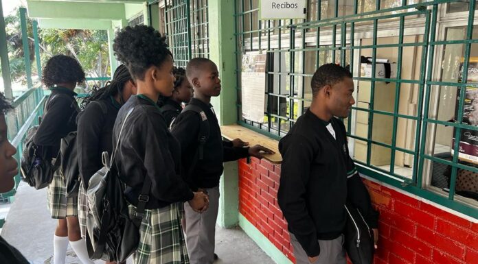 RECIBE CONALEP BC TIJUANA JÓVENES MIGRANTES EXTRANJEROS