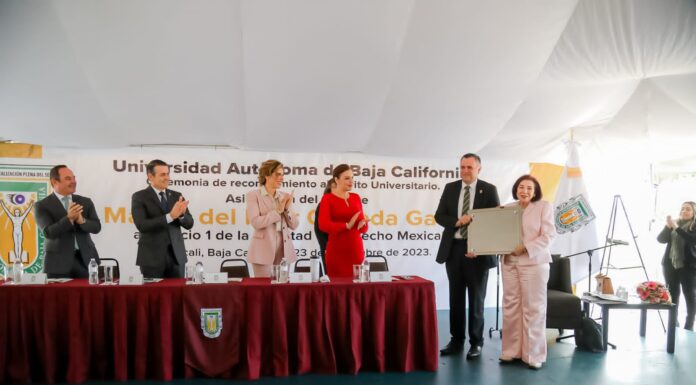 BRINDA UABC RECONOCIMIENTO A CATEDRÁTICA DRA. MARINA DEL PILAR OLMEDA GARCÍA