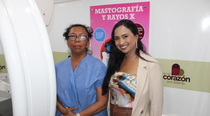 BENEFICIA MÓDULO ROSA MÓVIL A EMPLEADAS DE MAQUILADORA