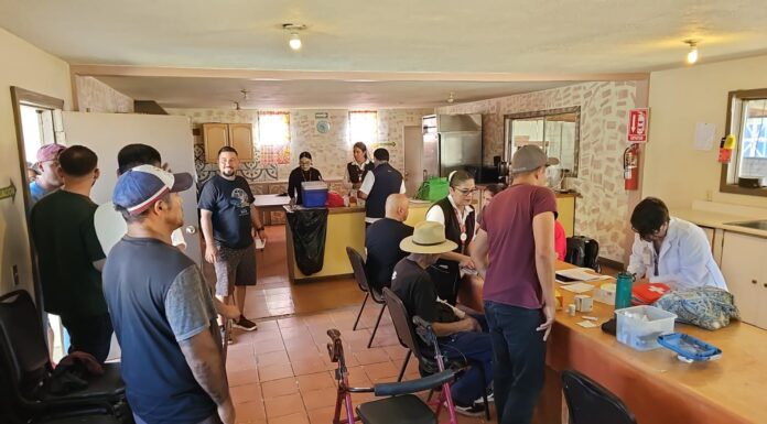 OFRECEN UNIDADES MÓVILES SERVICIOS MÉDICOS A COMUNIDADES VULNERABLES