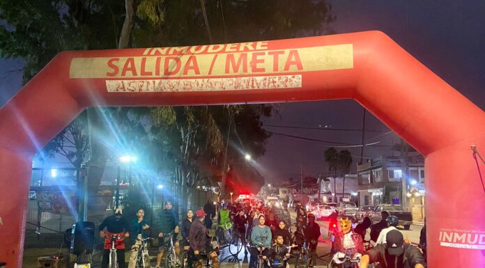 MÁS DE 150 PERSONAS DISFRUTARON DE LA RODADA NOCTURNA DE HALLOWEEN