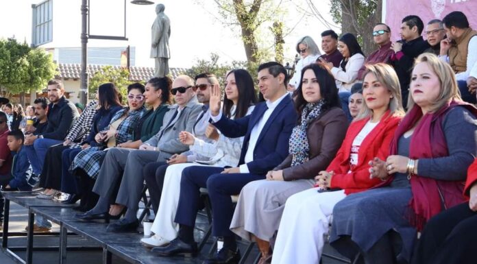 CASI SEIS MIL TECATENSES PRESENCIARON DESFILE EN EL BULEVAR BENITO JUÁREZ