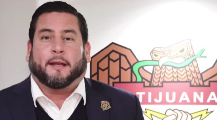 EMITE MENSAJE POR AÑO NUEVO A LAS FAMILIAS TIJUANENSES EL ALCALDE ISMAEL BURGUEÑO