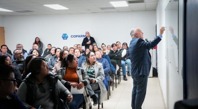 ANALIZAN ESPECIALISTAS ASPECTOS LABORALES Y FISCALES