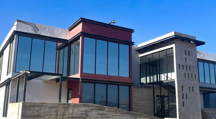 FUNCIONARIA ACUSA VIOLACIÓN A PROCEDEMIENTO EN GLOSA MUNICIPAL DE SAN QUINTÍN