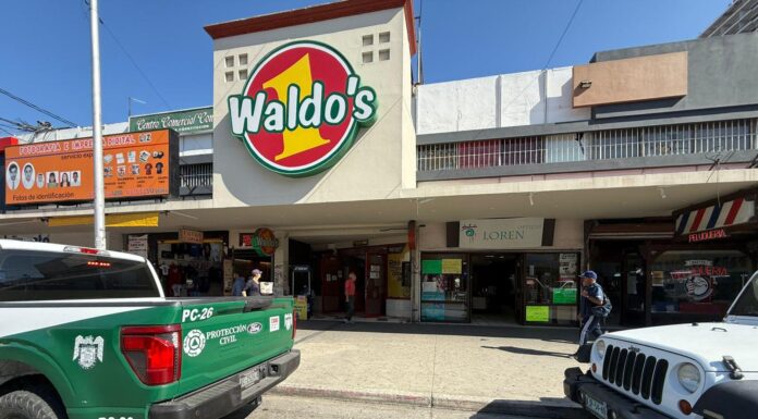 CLAUSURAN 13 TIENDAS WALDO’S EN TIJUANA