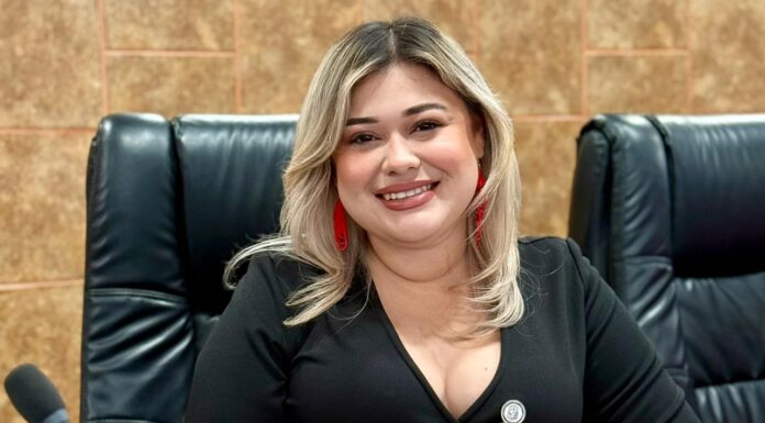 PROPONE LEGISLADORA GARANTIZAR ASIENTOS PREFERENTES A ESTUDIANTES CON DISCAPCIDAD VISUAL