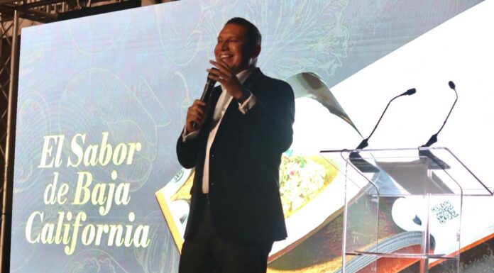 PRESENTAN EN ENSENADA EL LIBRO «EL SABER DE BAJA CALIFORNIA»