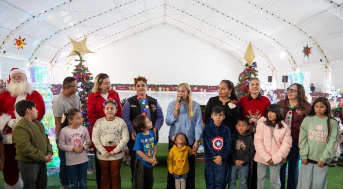 INAUGURA AYUNTAMIENTO DE TIJUANA PISTA DE PATINAJE SOBRE HIELO