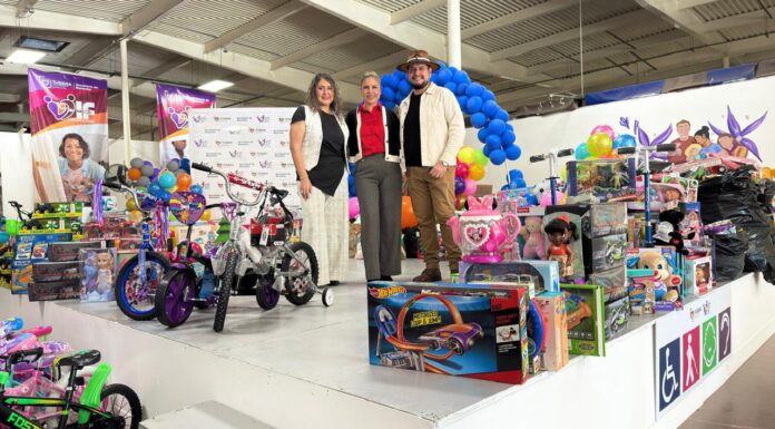 RECAUDA RADIO LATINA JUGUETES A TRAVÉS DE «ENCE RADIO 2025» Y LOS DONA A NIÑAS Y NIÑOS TIJUANENSES