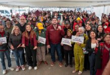 500 FAMILIAS TIJUANENSES RECIBEN PAQUETES DE TECHUMBRES PARA PROTEGER SUS VIVIENDAS