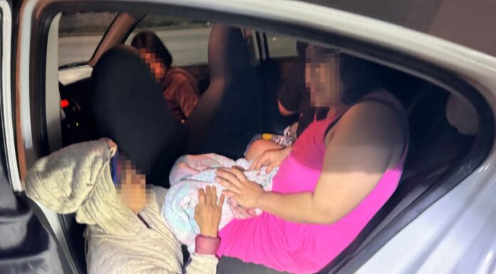 ATIENDE POLICÍA MUNICIPAL A MUJER EN LABOR DE PARTO EN TIJUANA