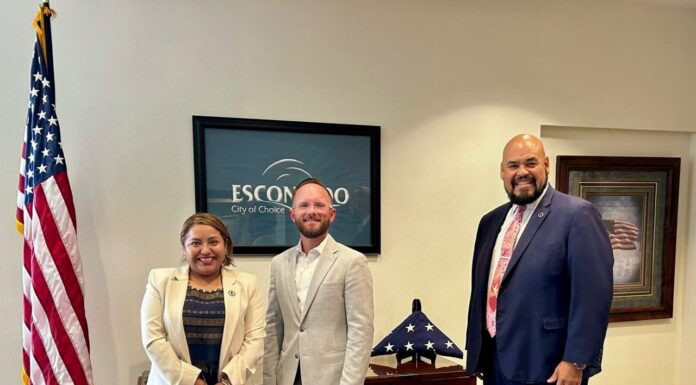 SE REÚNE DIPUTADA EVELYN SÁNCHEZ CON VICE ALCALDE DE ESCONDIDO CALIFORNIA, JOE GARCÍA