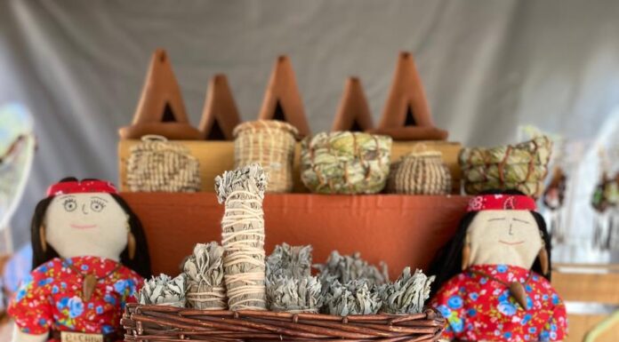 COMUNIDADES CUCAPÁ Y KUMIAI PARTICIPAN EN CELEBRACIONES DEL «DÍA DEL ARTESANO EN CALIFORNIA Y CDMX