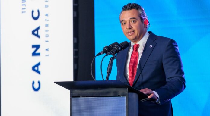 ES ALONSO IBARRA PRESIDENTE DE CANACINTRA-TIJUANA