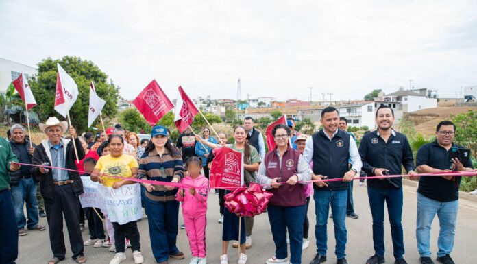 INAUGURAN PAVIMENTACIÓN DE VIALIDADES EN PRIMO TAPIA