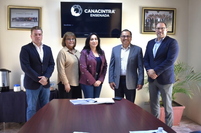Firma de convenio NAFIN-Bancomext y Canacintra Ensenada (2)