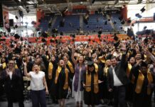 MÁS DE 800 MUJERES CUMPLEN EL SUEÑO DE CONCLUIR BACHILLERATO A TRAVÉS DEL PROGRAMA TARJETA VIOLETA