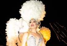 DISFRUTAN FAMILIAS ENSENADENSES DEL DESFILES DE CARROS ALEGÓRICOS