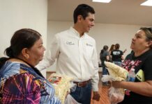 RECIBEN 50 FAMILIAS TECATENSES APOYOS ALIMENTICIOS