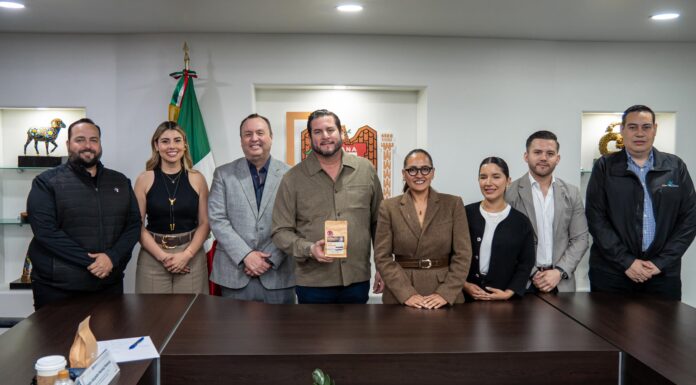 SE REÚNE ISMAEL BURGUEÑO CON REPRESENTANTES DEL SECTOR GASTRONÓMICO