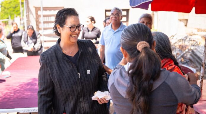 FORTALECE ROCIO ADAME DIÁLOGO DIRECTO CON VECINAS Y VECINOS DE LA COLONIA AMPLIACIÓN BENITO JUÁREZ EN ROSARITO