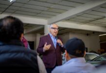 ATIENDE ALFREDO ÁLVAREZ INVITACIÓN DEL SECTOR TRANSPORTISTA