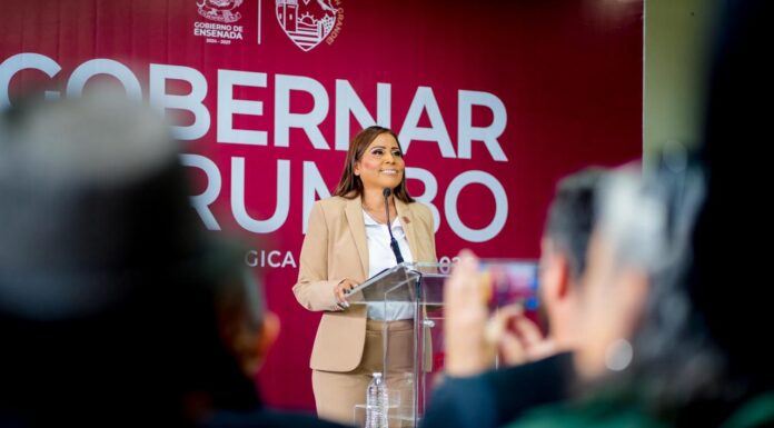 PRESENTA CLAUDIA AGATÓN PROYECTO PARA REFINANCIAR DEUDA HISTÓRICA DE ENSENADA