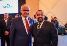 RECONOCE ALFREDO ÁLVAREZ LABOR DE COMUNICADORES EN BC
